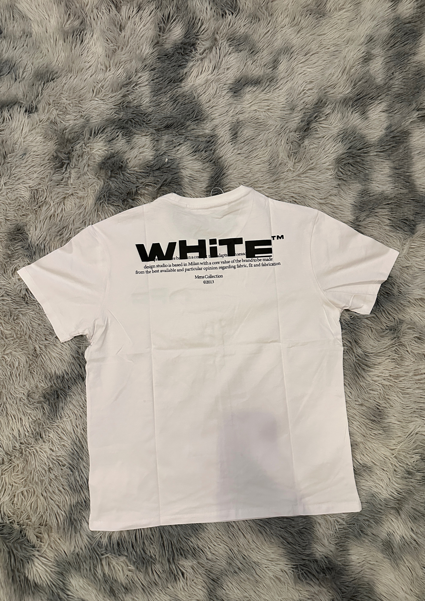 OFF WHITE