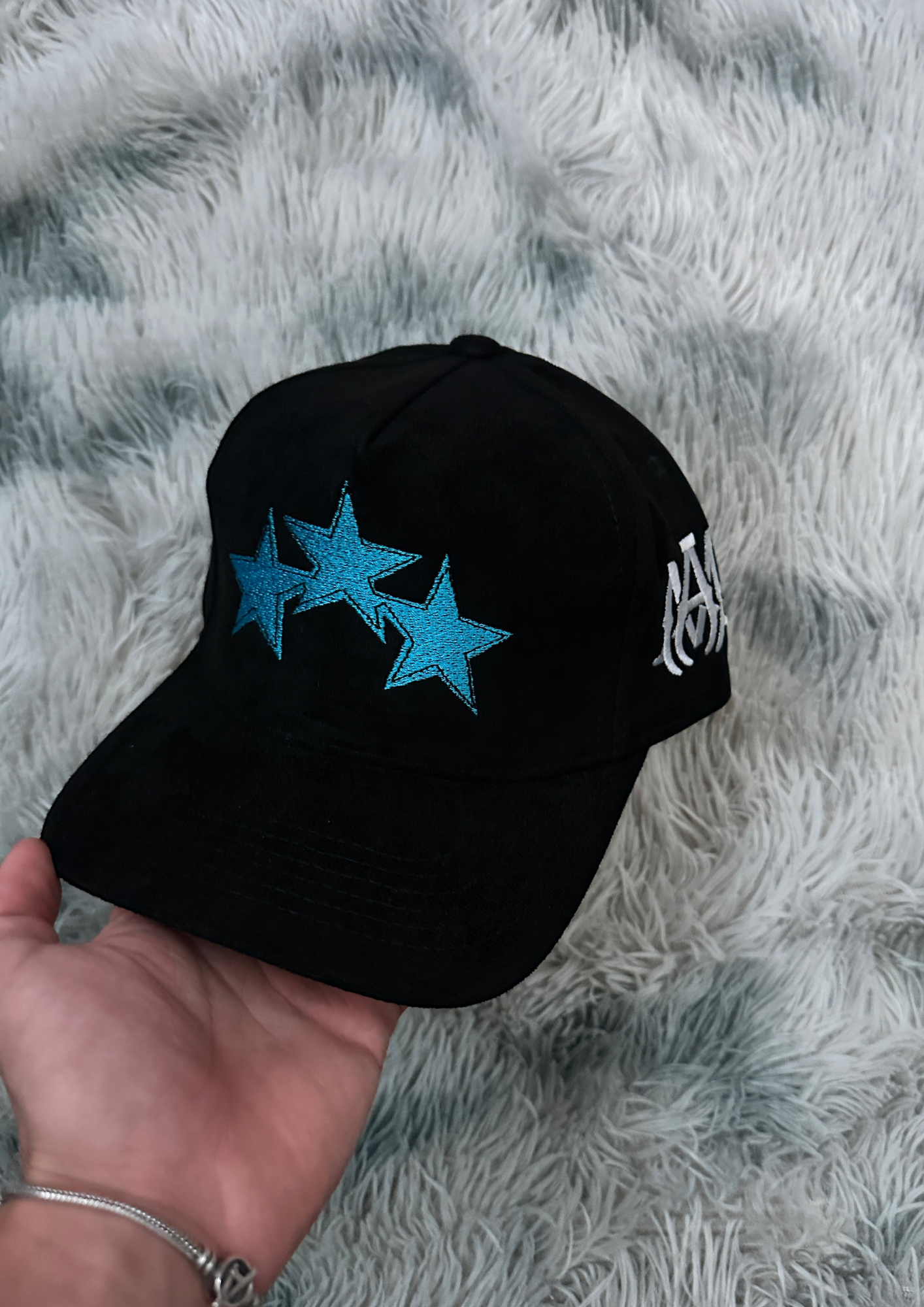 AMIRI ESTRELLAS